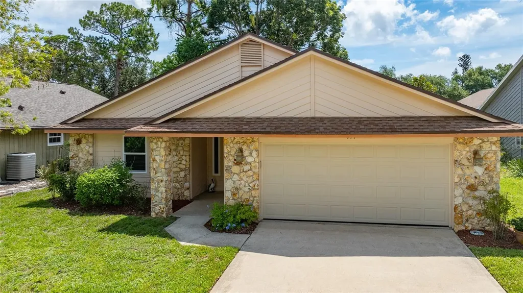 144 Grebe Court Daytona Beach FL 32119