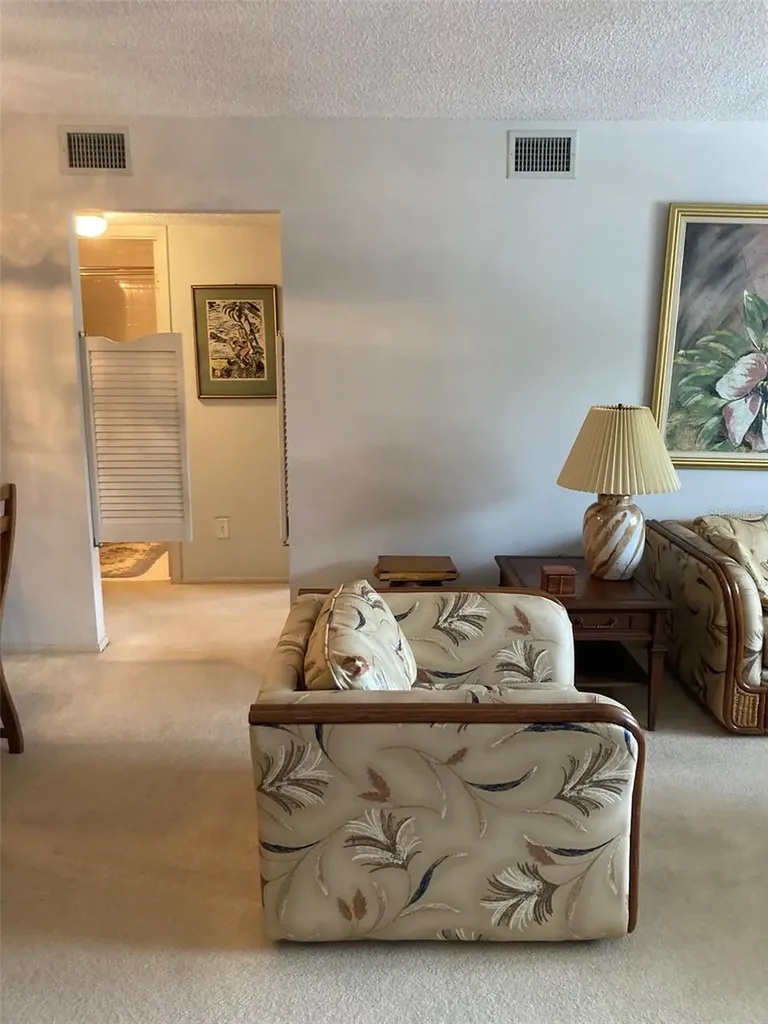 8174 N Terrace Garden Drive N St Petersburg FL 33709