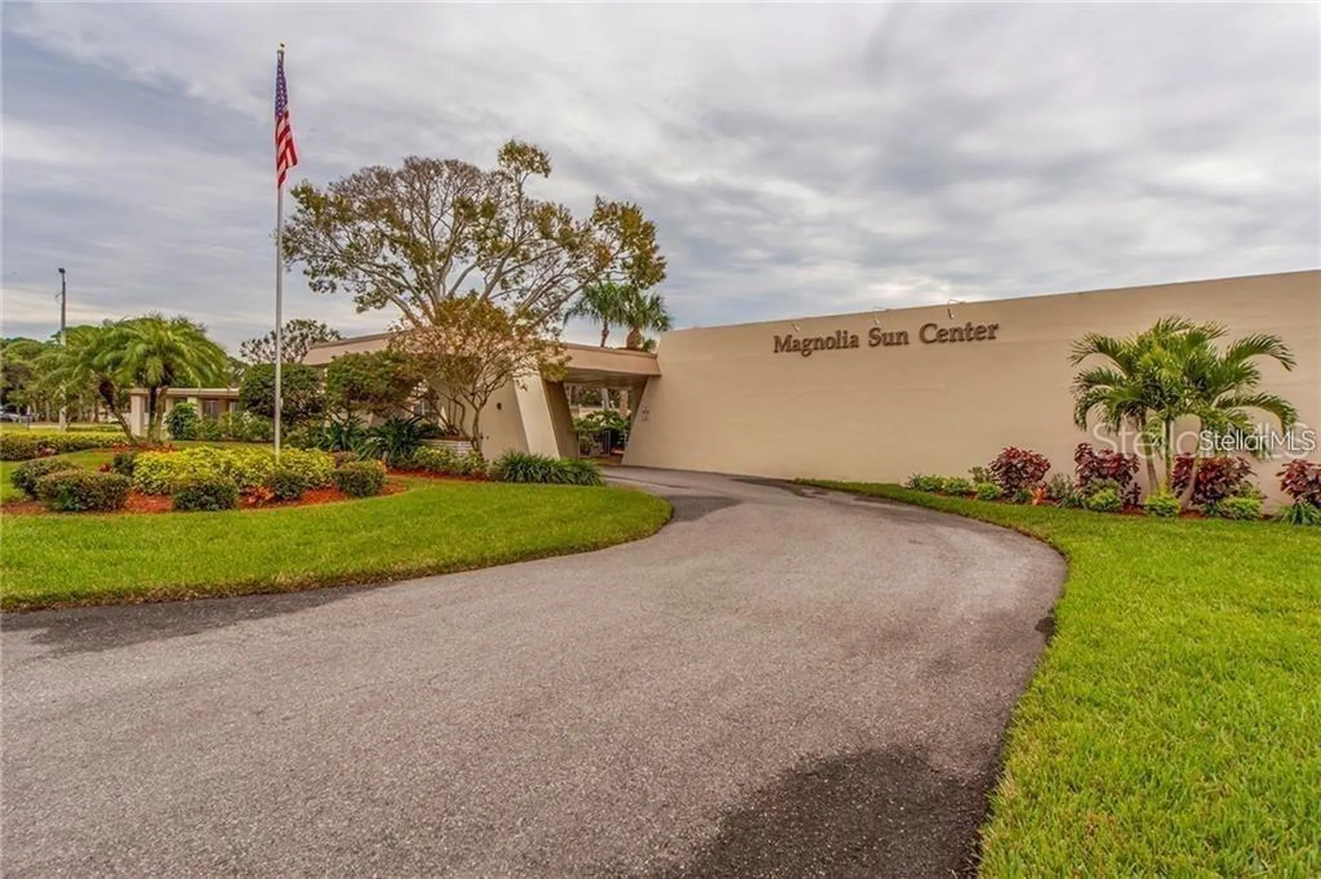 8174 N Terrace Garden Drive N St Petersburg FL 33709