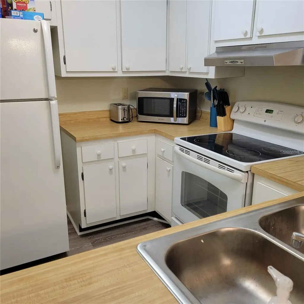 3275 Beneva Road Sarasota FL 34232