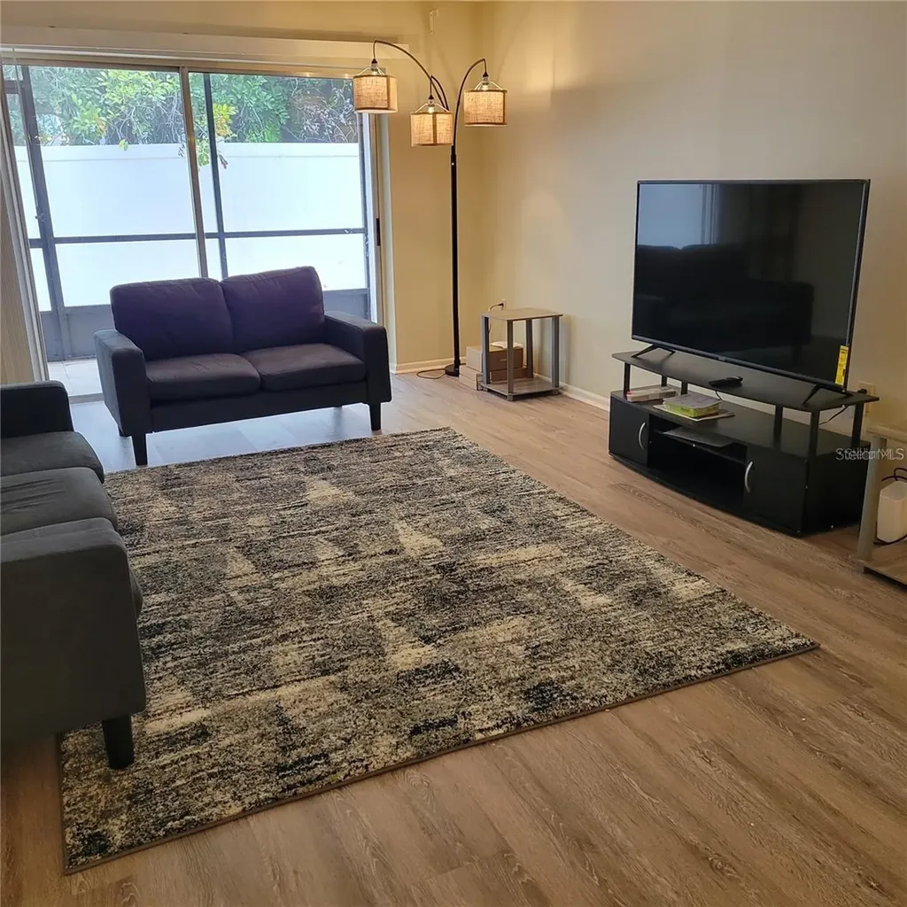 3275 Beneva Road Sarasota FL 34232