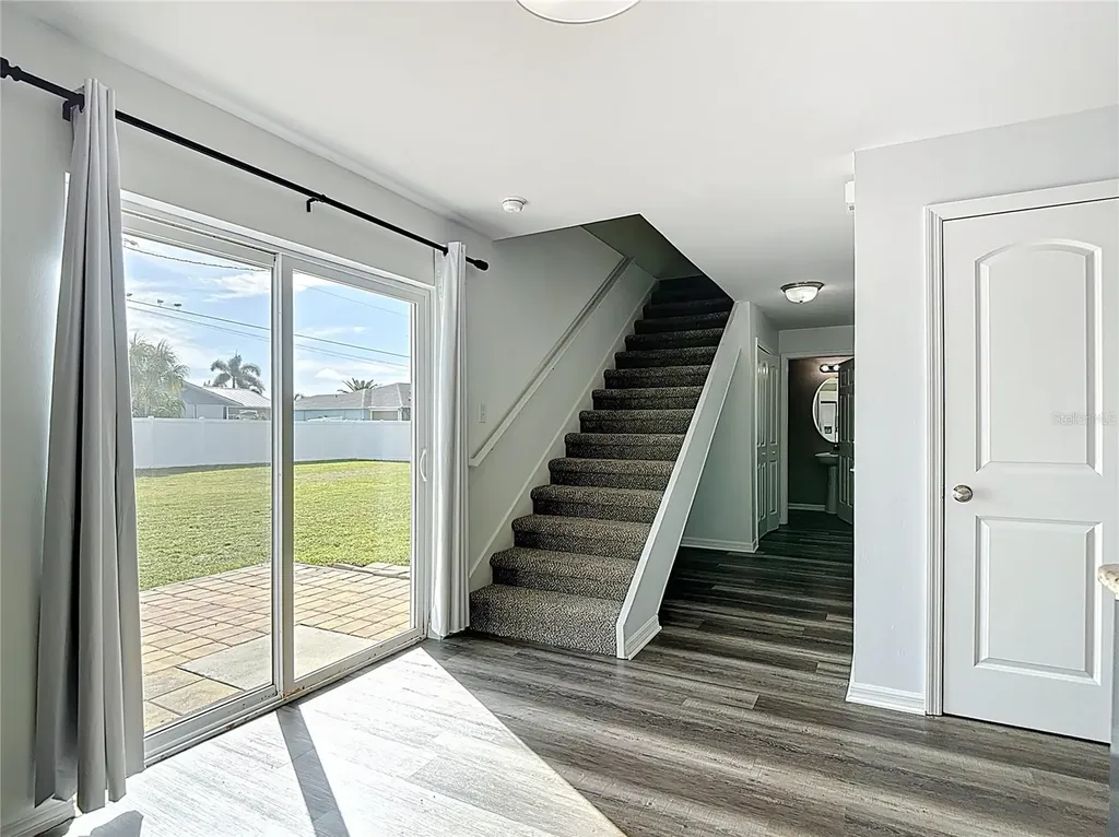 4413 SW 15th Place Cape Coral FL 33914