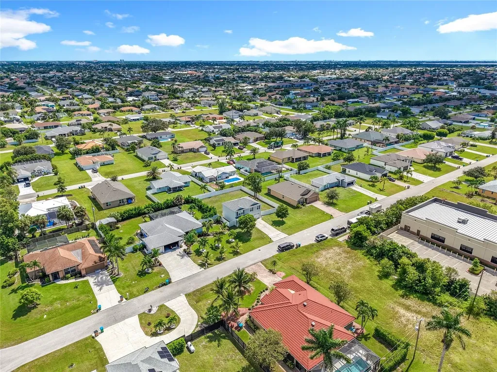 4413 SW 15th Place Cape Coral FL 33914