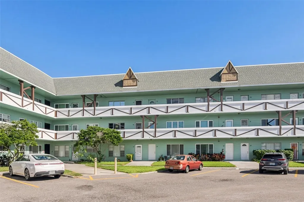 2043 Denmark Street Clearwater FL 33763