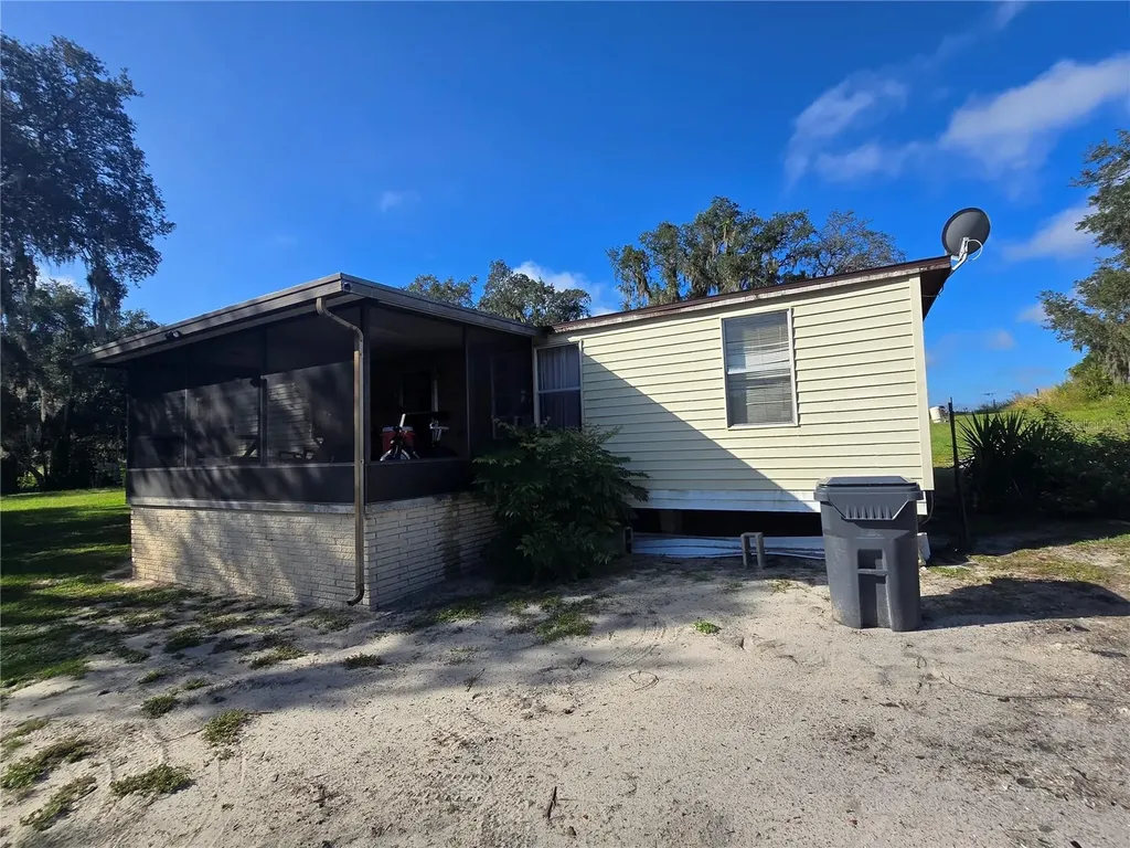 513 Smith Road Polk City FL 33868