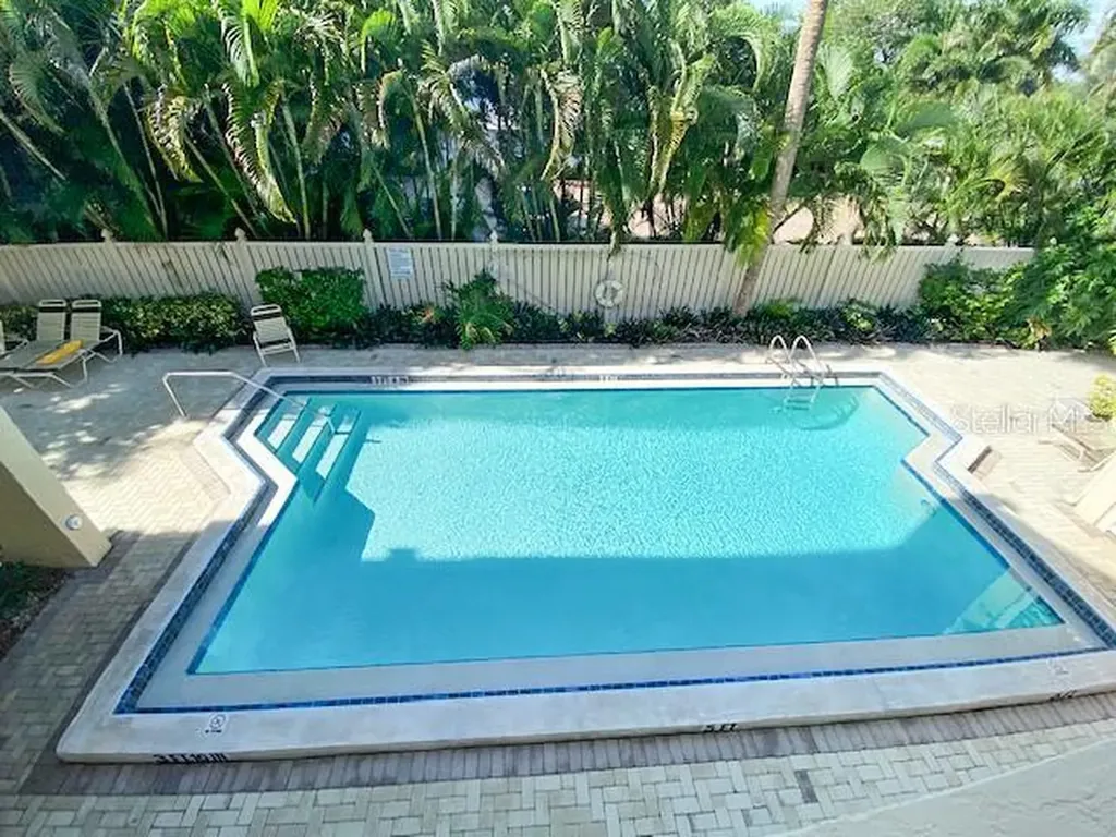 5611 Gulf Of Mexico Drive Longboat Key FL 34228