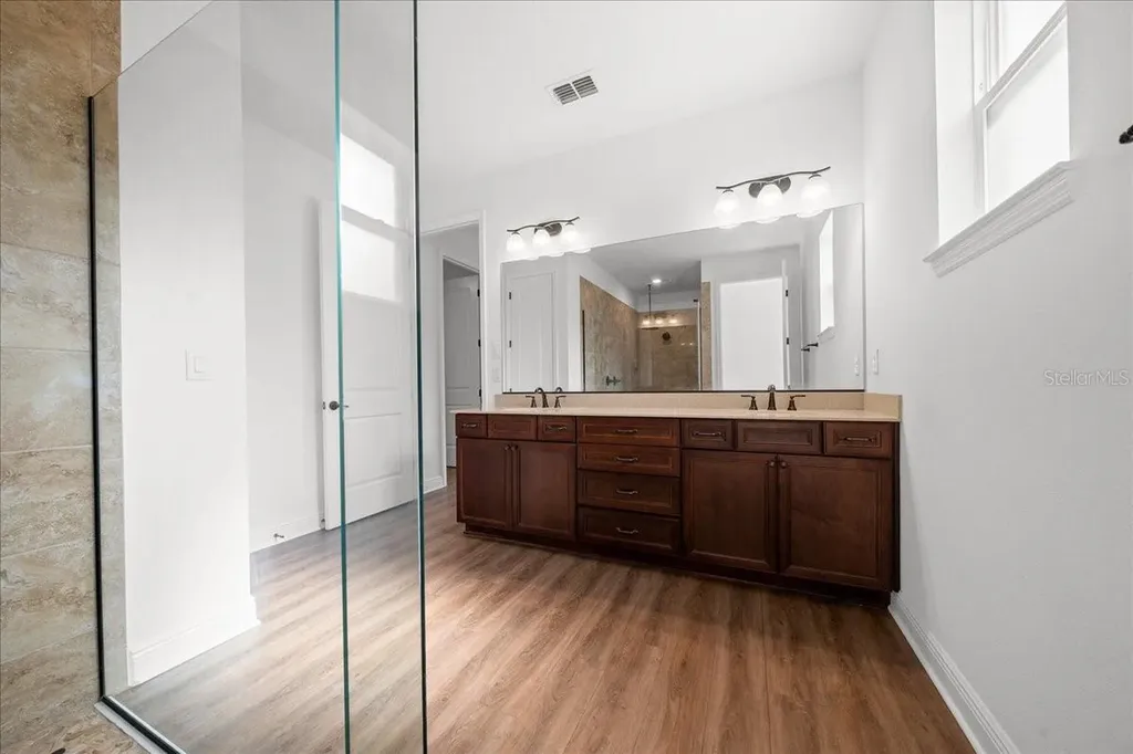 8233 SW 93rd Terrace Ocala FL 34481