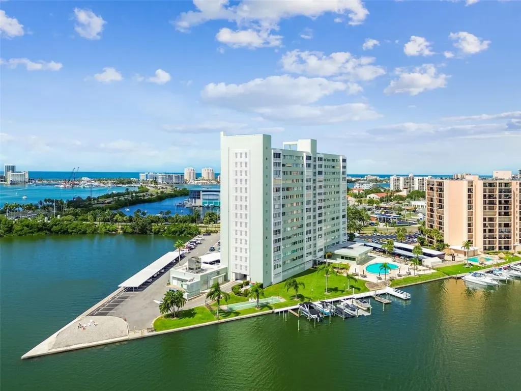 31 Island Way Clearwater Beach FL 33767
