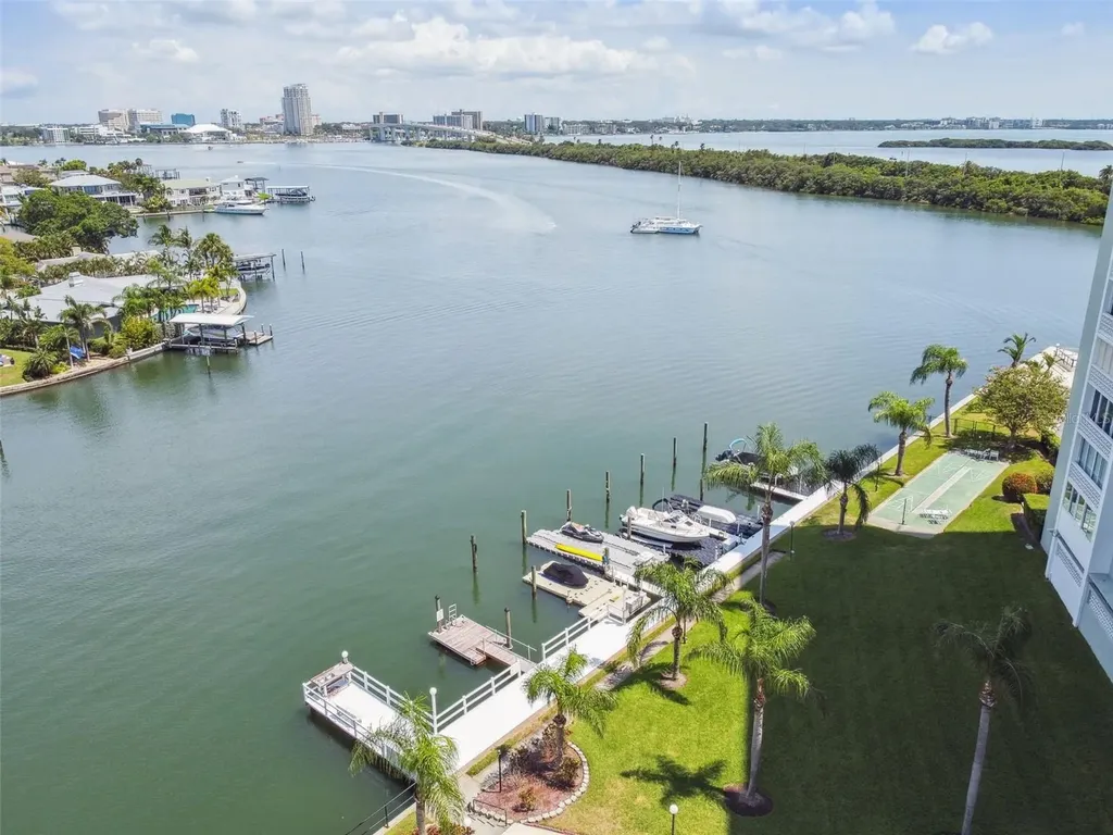 31 Island Way Clearwater Beach FL 33767