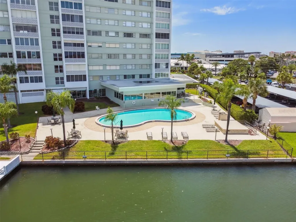 31 Island Way Clearwater Beach FL 33767