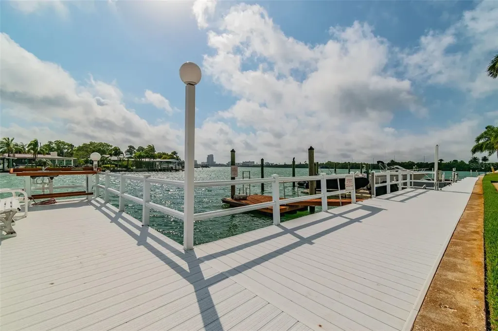 31 Island Way Clearwater Beach FL 33767