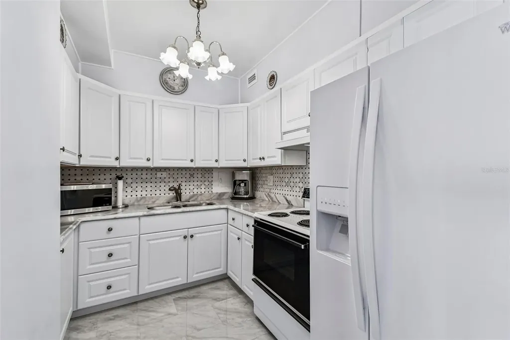 31 Island Way Clearwater Beach FL 33767