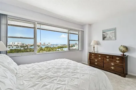 31 Island Way Clearwater Beach FL 33767