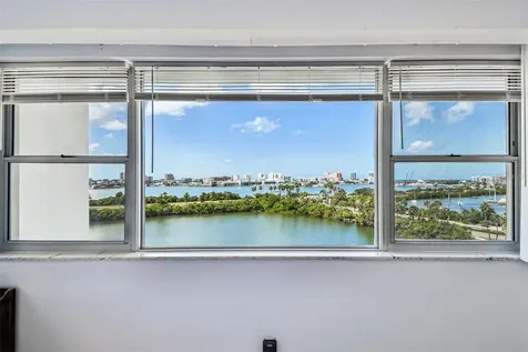 31 Island Way Clearwater Beach FL 33767