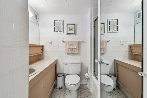 31 Island Way Clearwater Beach FL 33767