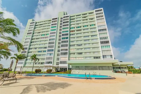 31 Island Way Clearwater Beach FL 33767
