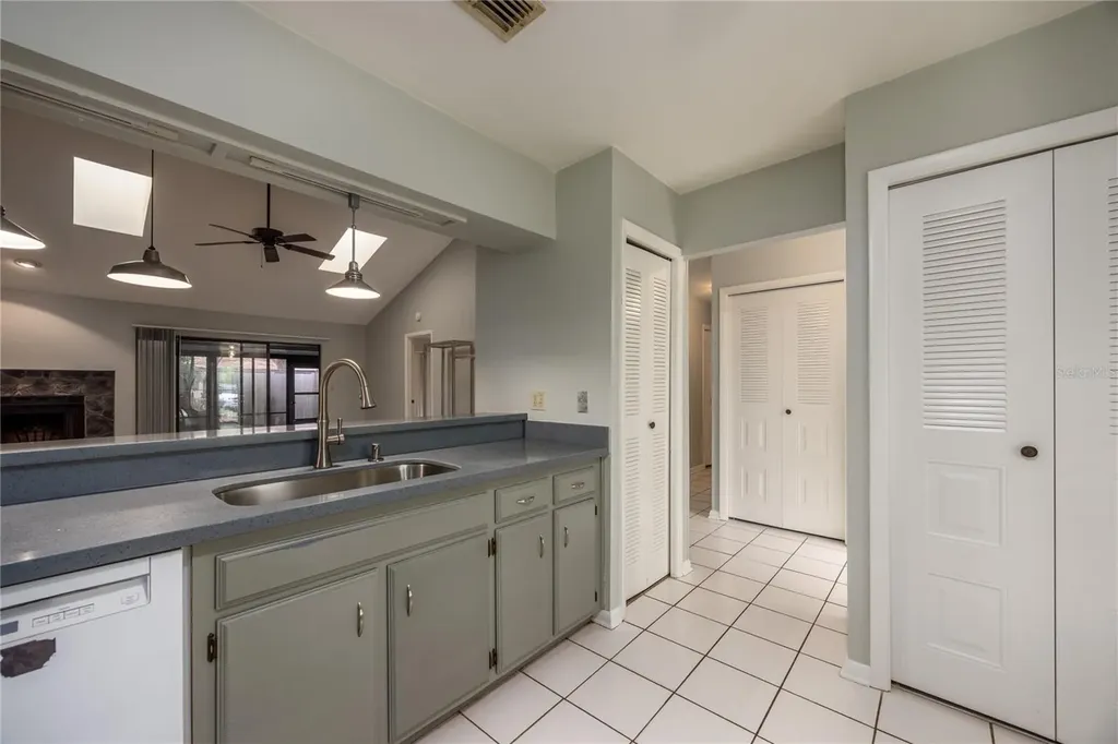3711 NW 56th Lane Gainesville FL 32653