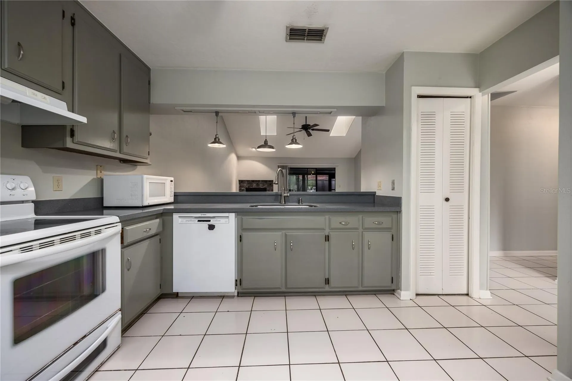 3711 NW 56th Lane Gainesville FL 32653