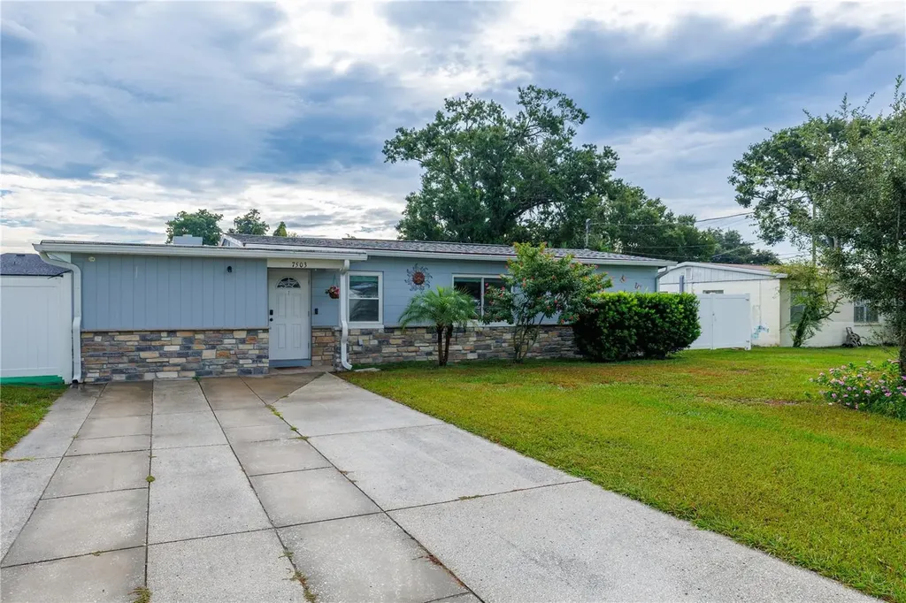 7503 N Howard Avenue Tampa FL 33604