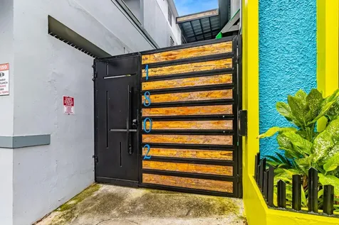 1802 Ave Fernandez Juncos San Juan PR 00914
