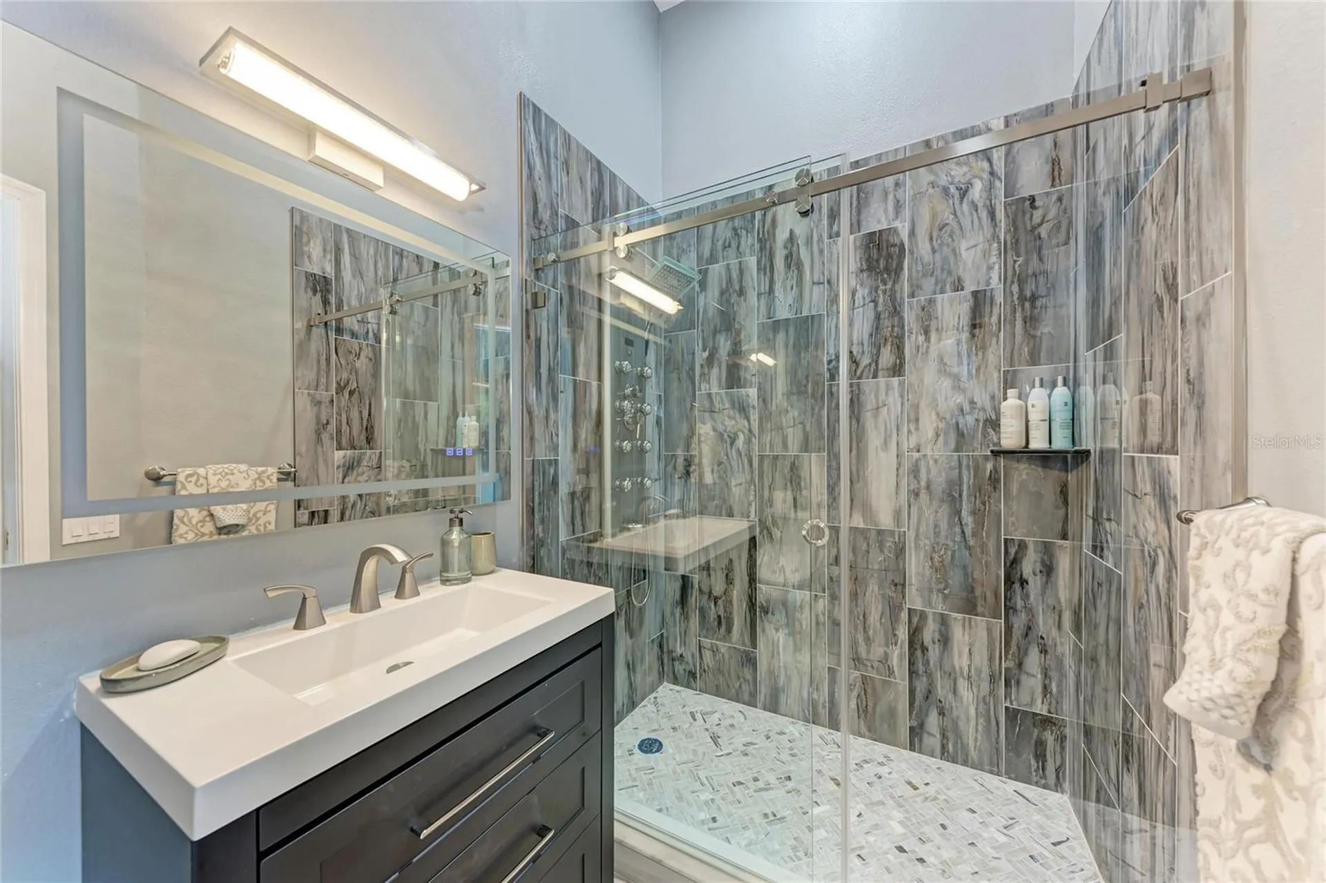 5122 87th Court E Bradenton FL 34211