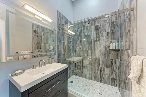 5122 87th Court E Bradenton FL 34211