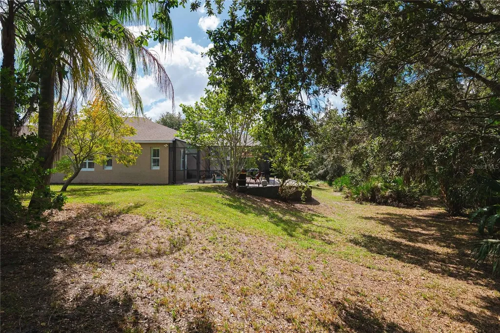 9020 N River Road Tampa FL 33635