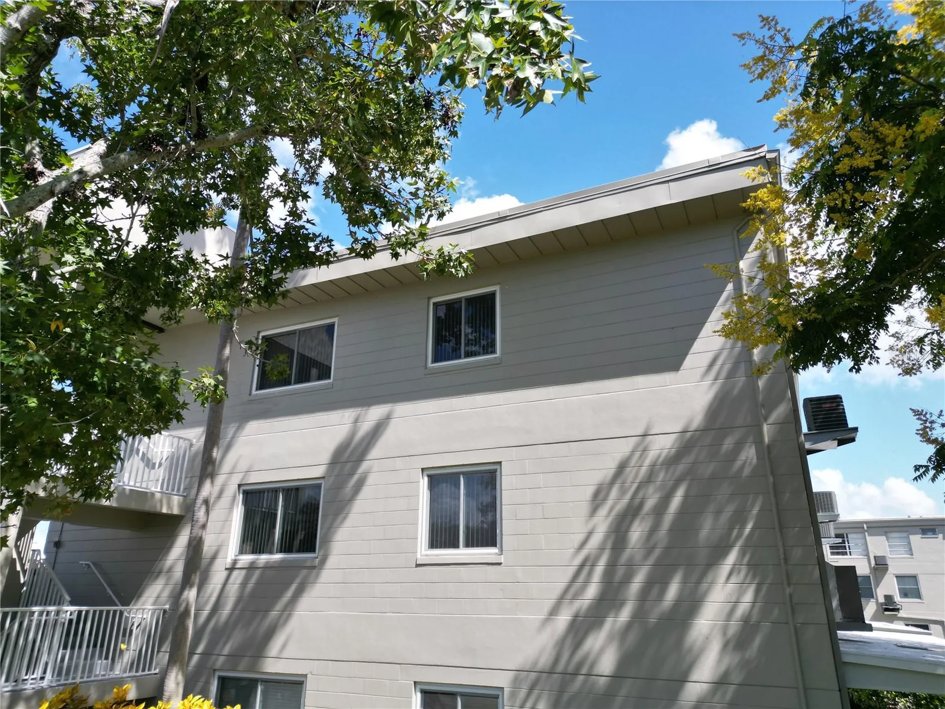 2073 Denmark Street Clearwater FL 33763