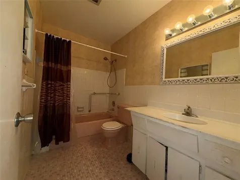 2073 Denmark Street Clearwater FL 33763