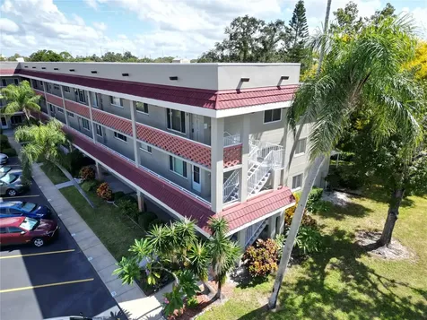 2073 Denmark Street Clearwater FL 33763