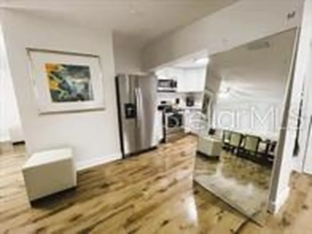 1923 E Henry Avenue Tampa FL 33610