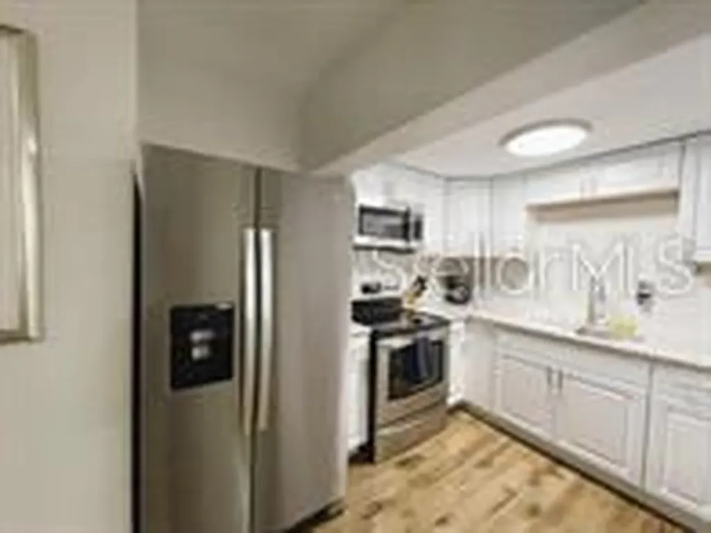 1923 E Henry Avenue Tampa FL 33610