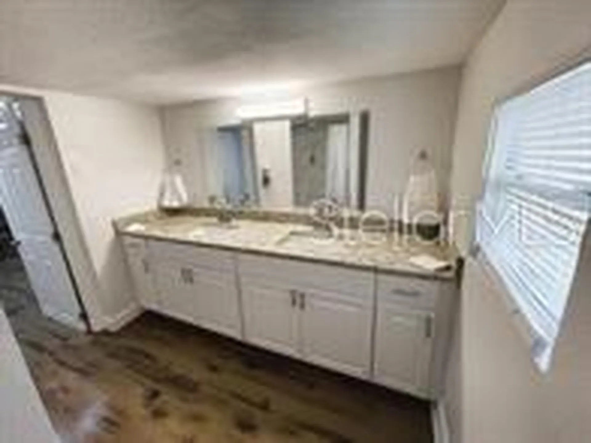 1923 E Henry Avenue Tampa FL 33610