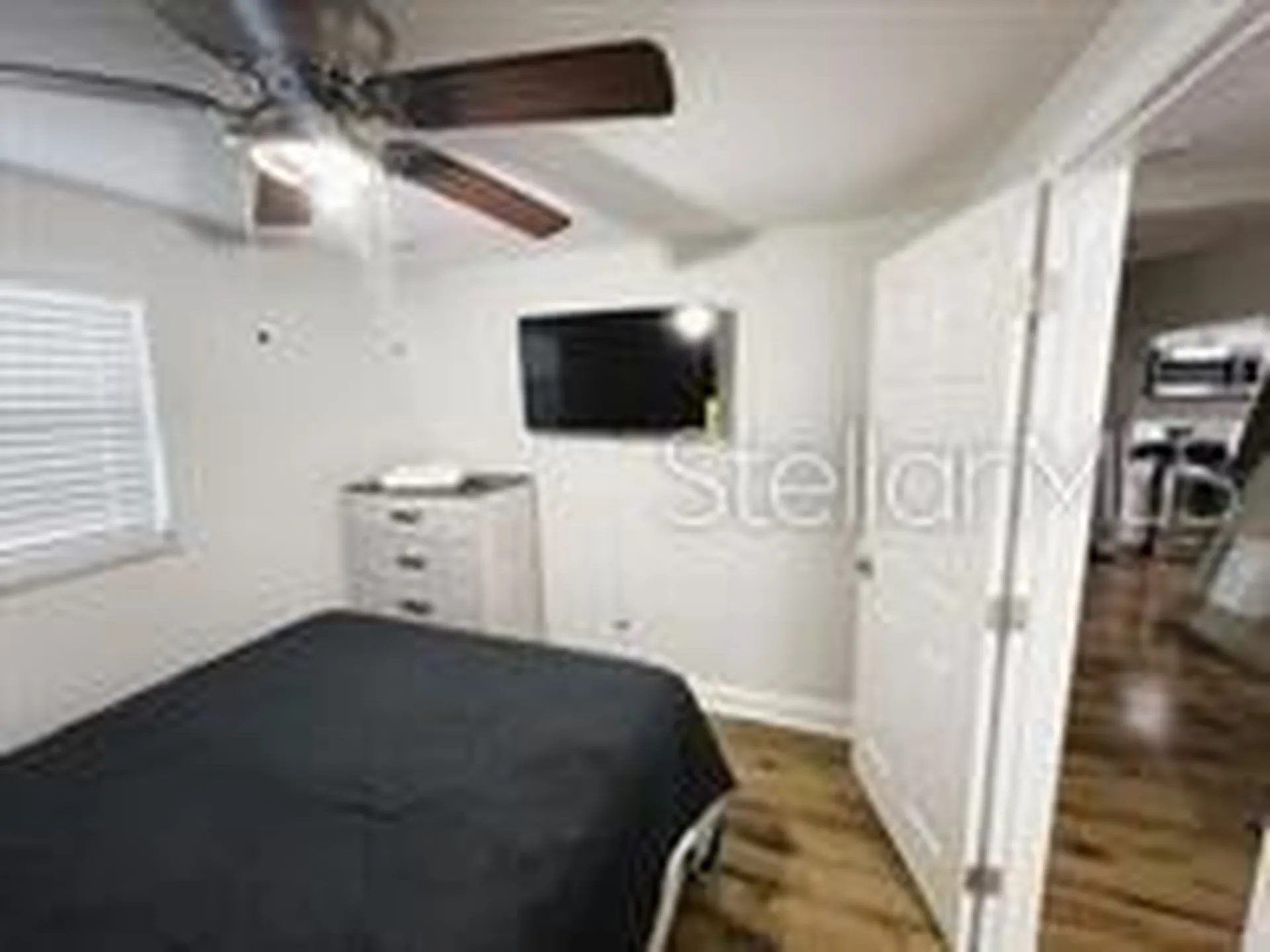 1923 E Henry Avenue Tampa FL 33610