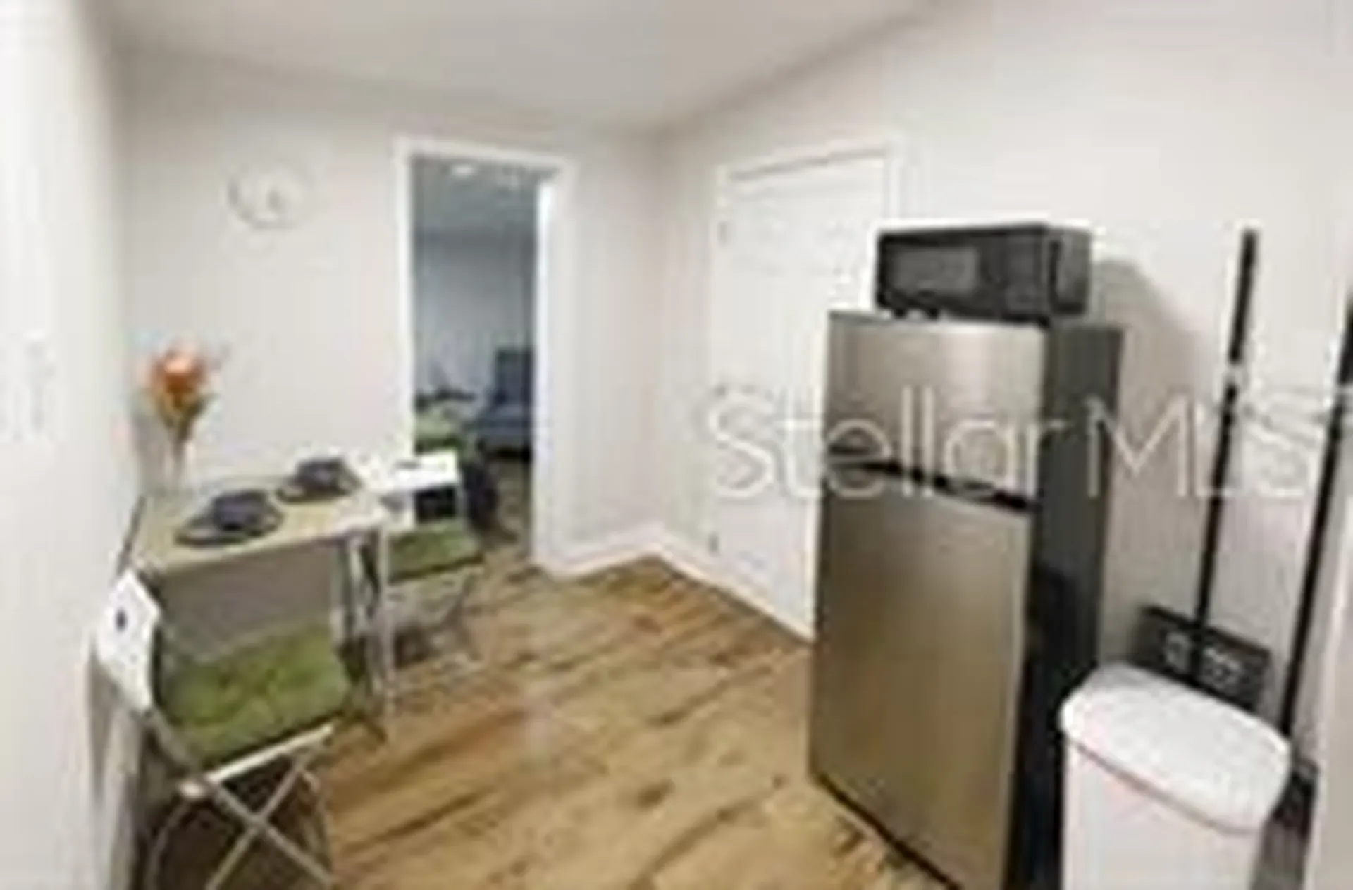 1923 E Henry Avenue Tampa FL 33610