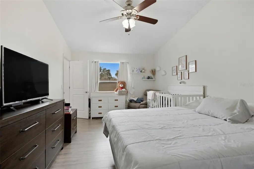 2936 S Semoran Boulevard Orlando FL 32822