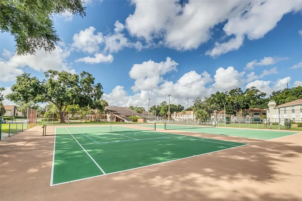 2936 S Semoran Boulevard Orlando FL 32822
