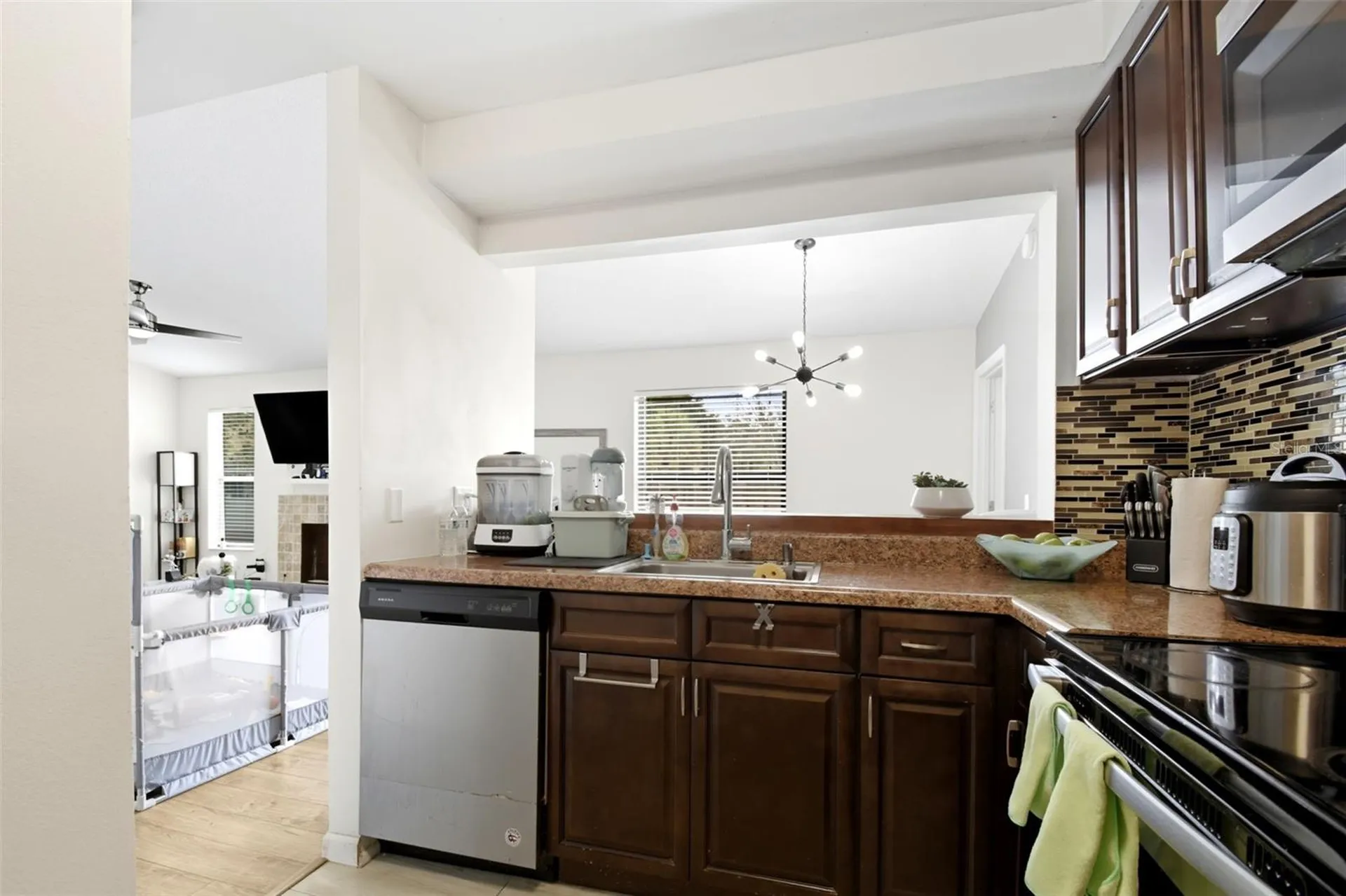 2936 S Semoran Boulevard Orlando FL 32822