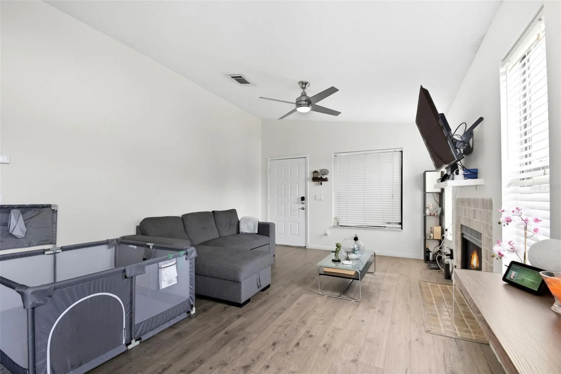 2936 S Semoran Boulevard Orlando FL 32822