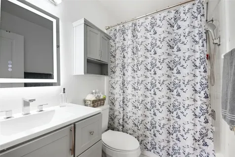 2936 S Semoran Boulevard Orlando FL 32822