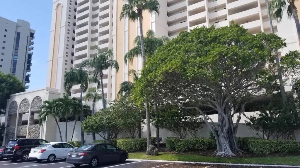 1270 Gulf Boulevard Clearwater Beach FL 33767