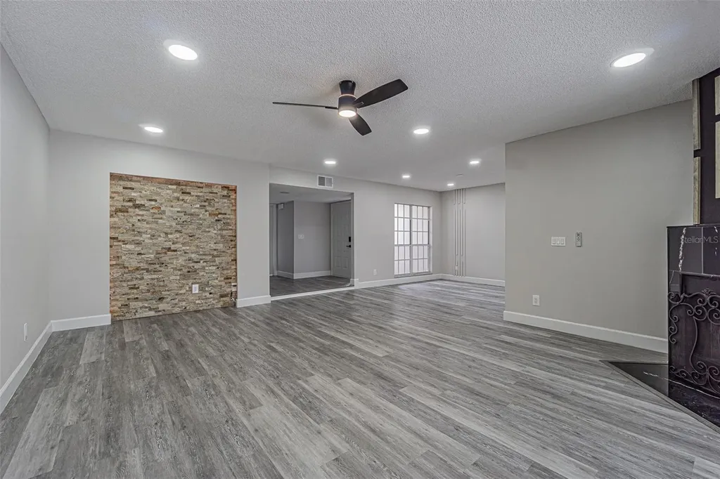 4228 Arborwood Lane Tampa FL 33618