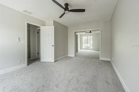 4228 Arborwood Lane Tampa FL 33618
