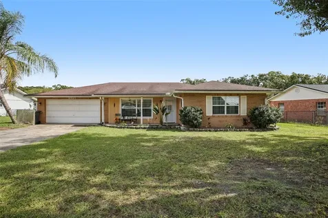 5737 Sands Point Drive Lakeland FL 33809
