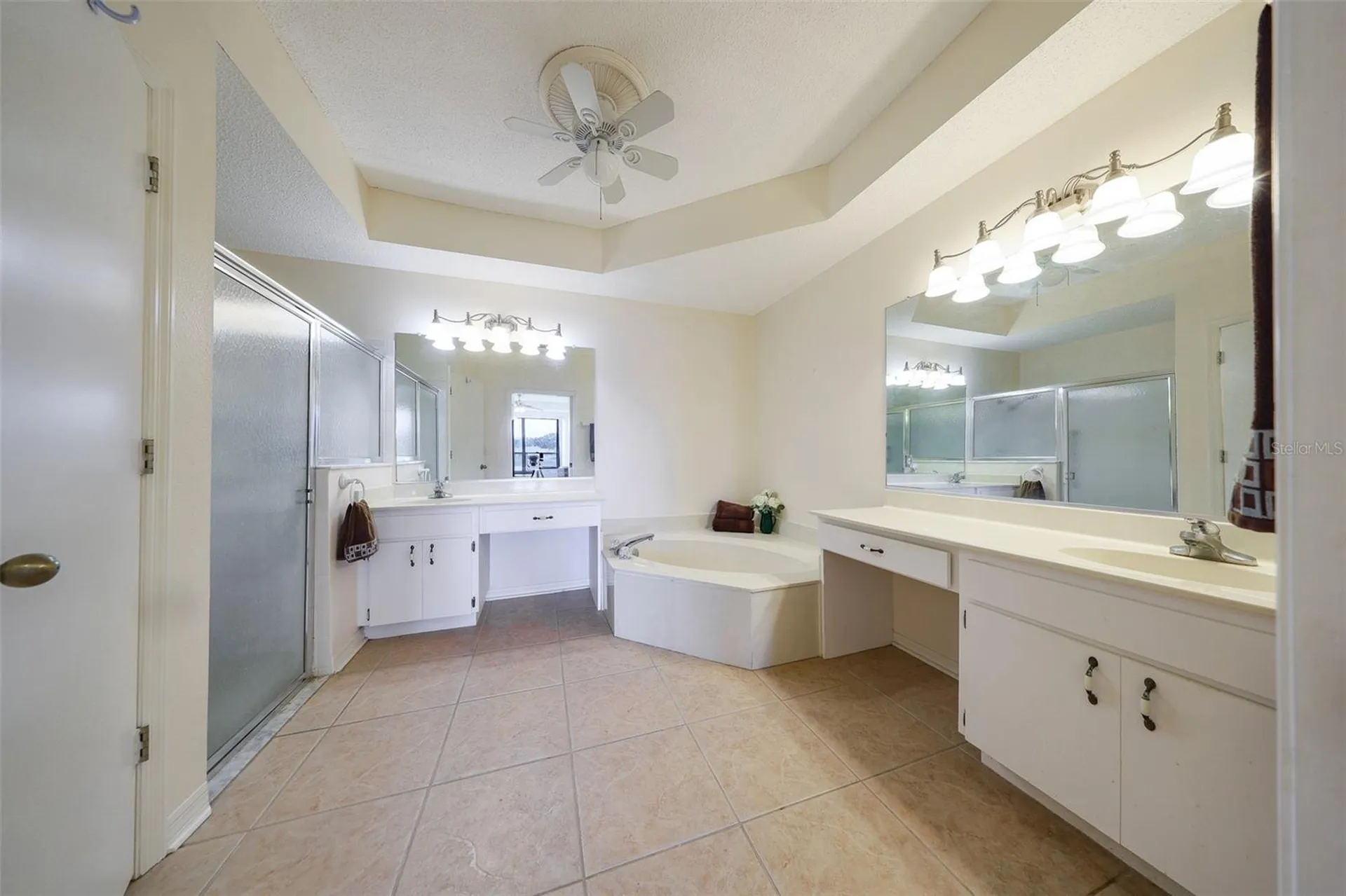 1117 Mcdaniel Street Sun City Center FL 33573