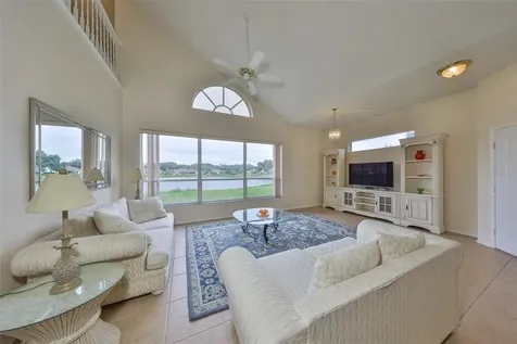 1117 Mcdaniel Street Sun City Center FL 33573