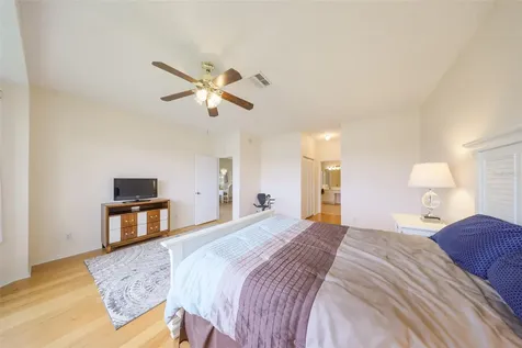 1117 Mcdaniel Street Sun City Center FL 33573