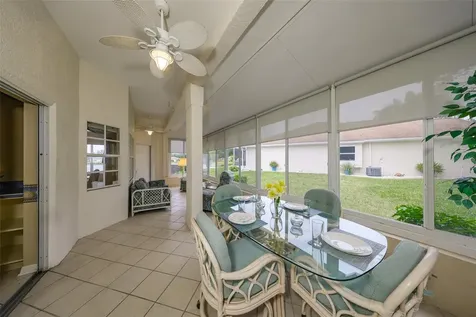 1117 Mcdaniel Street Sun City Center FL 33573