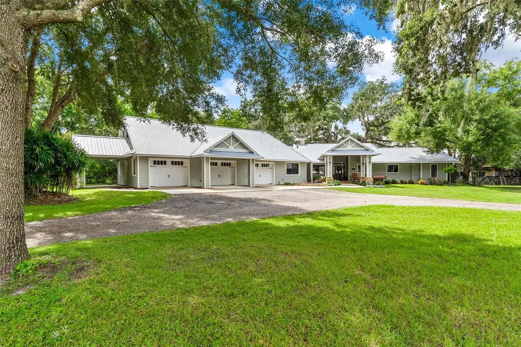 39623 County Road 439 Umatilla FL 32784