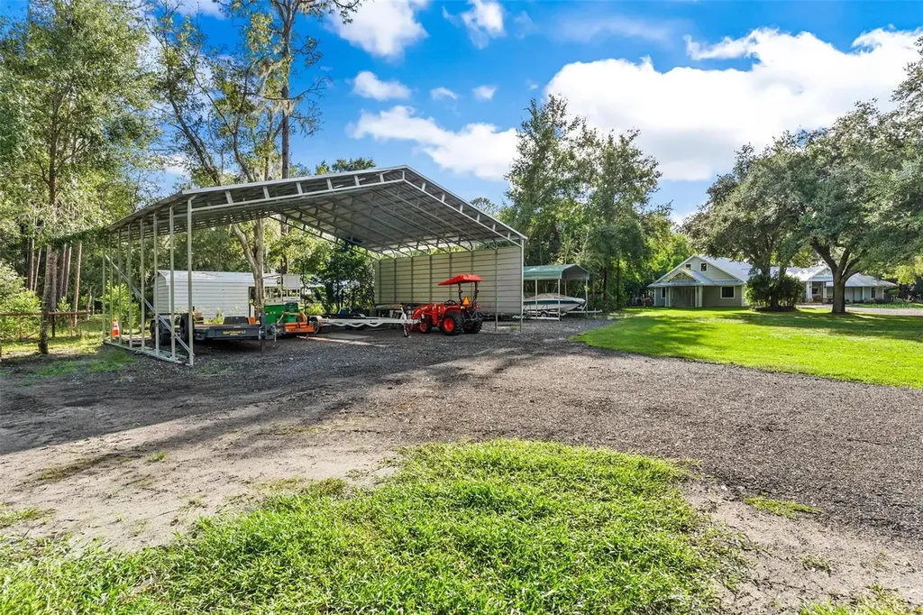 39623 County Road 439 Umatilla FL 32784